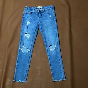 Stylish Distressed Blue Skinny Jeans